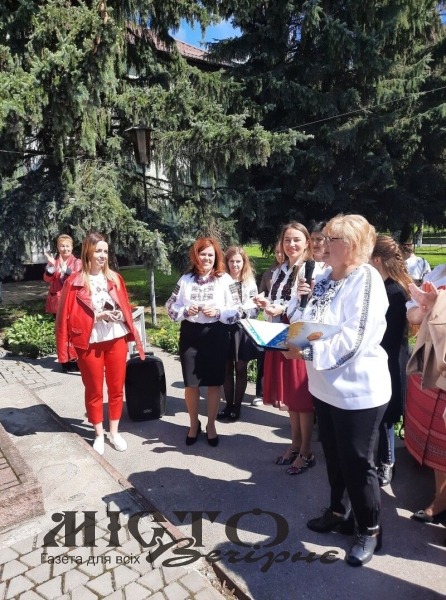 Союз Українок Америки призначив стипендію дівчинці з Устилуга 