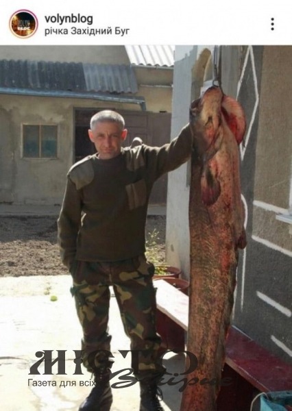 Житель Володимира спімав гіганського сома 