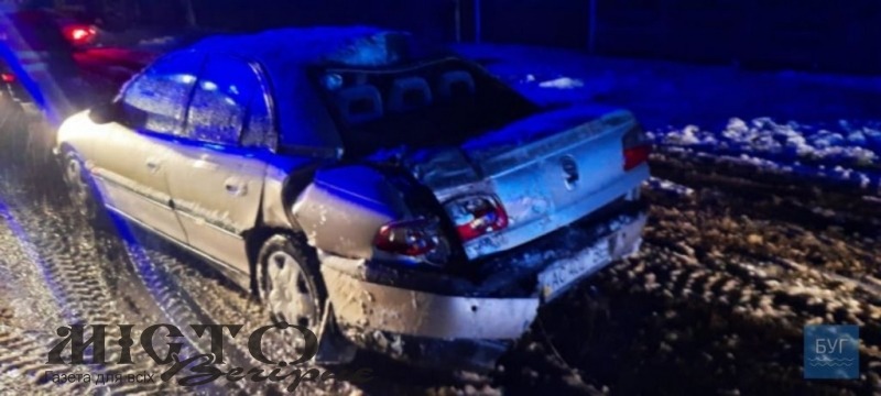 У Володимирі водій Opel зніс електроопору 