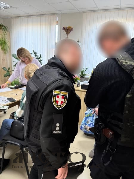 У Нововолинську чоловік «погорів» на підробленому посвідченні 