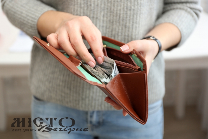 Добрий намір довів пенсіонера до суду: історія з гаманцем у володимирському «АТБ» 