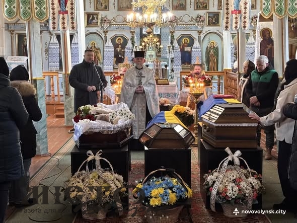 У Нововолинську попрощалися з двома полеглими Героями Олександром Малєвим та Миколою Поплавським 