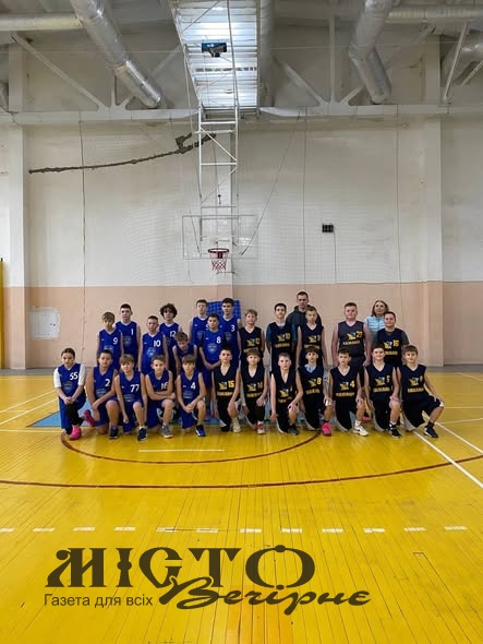 Баскетбольний клуб «Кажани» з Нововолинська розгромив суперників у Львові 