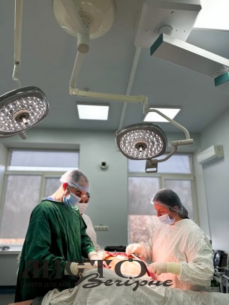Хірурги Володимирського ТМО видалили понад 30 ліпом одному пацієнту 