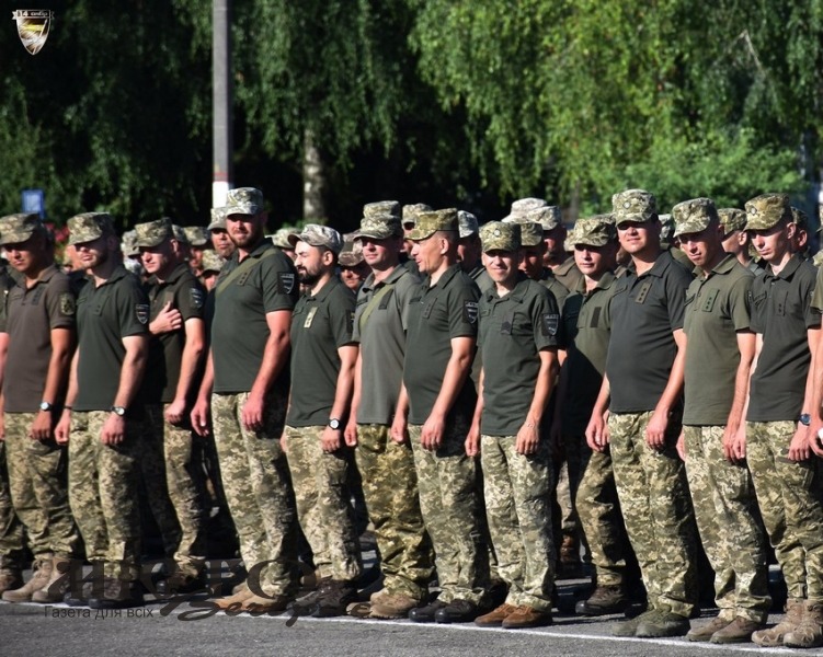 Понад 20 офіцерів 14 ОМБр отримали військове звання «старший лейтенант» 
