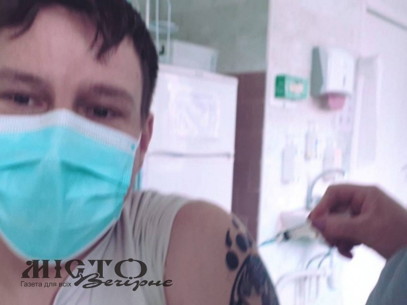 Публічні особи Володимира та Нововолинська розповіли про самопочуття після вакцинації від коронавірусу 