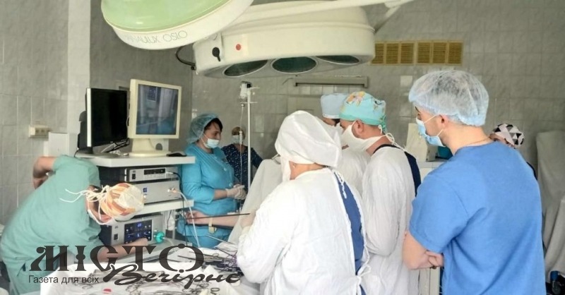 Пацієнтці ТМО Володимира провели дві операції одночасно 
