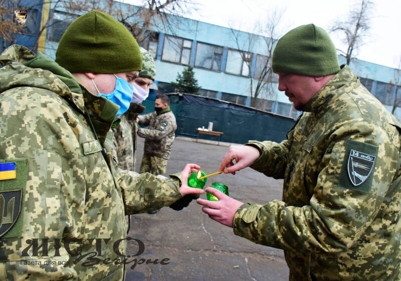 У 14-й бригаді на передовій запалав вогник миру  