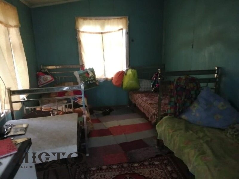 На Київщині двоє дітей провалилися у вбиральні до вигрібної ями 