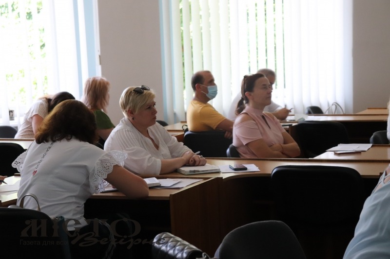 У Володимирі провели "круглий стіл" між підприємцями та контролюючими органами 
