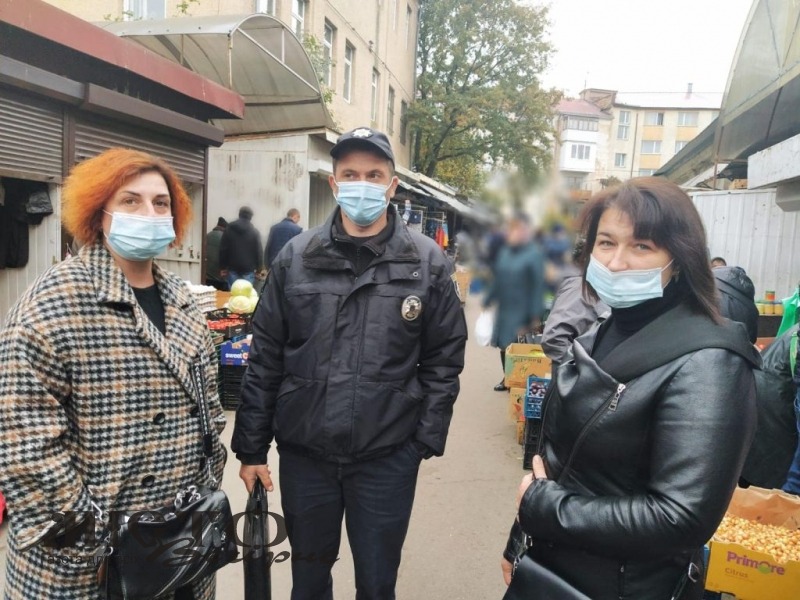Правоохоронці перевіряли дотримання карантинних заходів на ринках Володимира 
