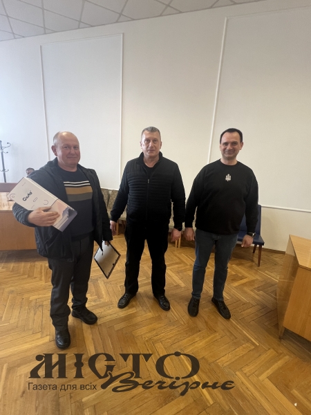 У Локачинській селищній раді привітали працівників житлово-комунального господарства 