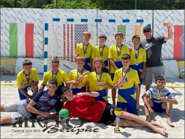Нововолинські гандболісти стали срібними призерами чемпіонату України 
