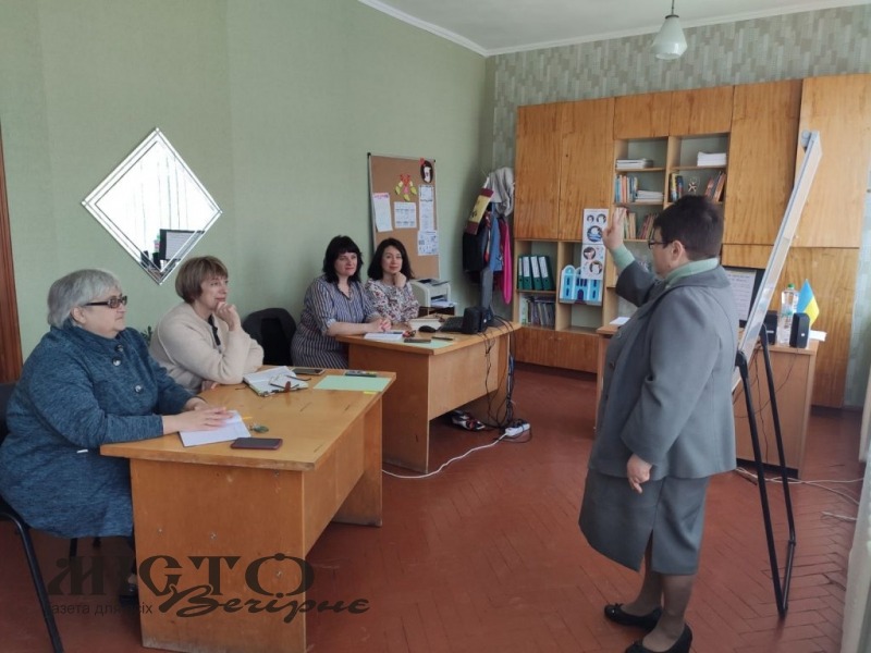 У Володимир-Волинському центрі професійного розвитку педагогічних працівників відбулося чергове засідання Школи консультанта 