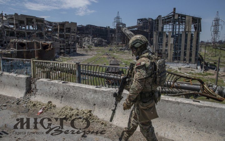 Росіяни вбили в Маріуполі біля 20 тисяч людей, – Зеленський 