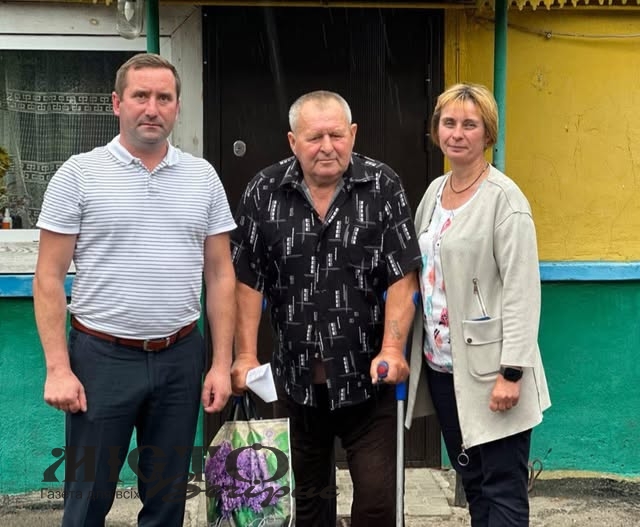 В Зимнівській громаді з днем народження привітали батька загиблого Героя 