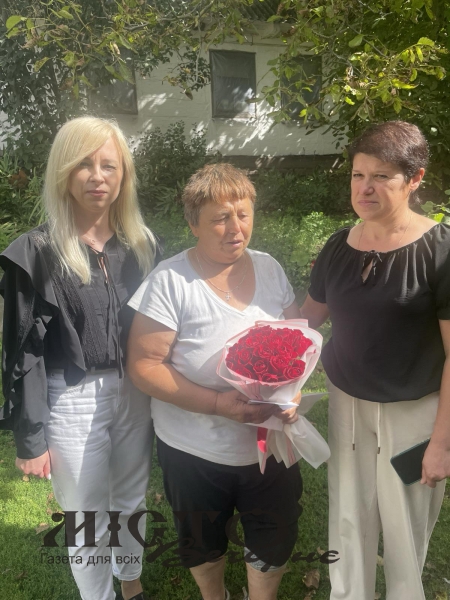 У Зимнівській громаді привітали з днем народженям маму загиблого Героя 