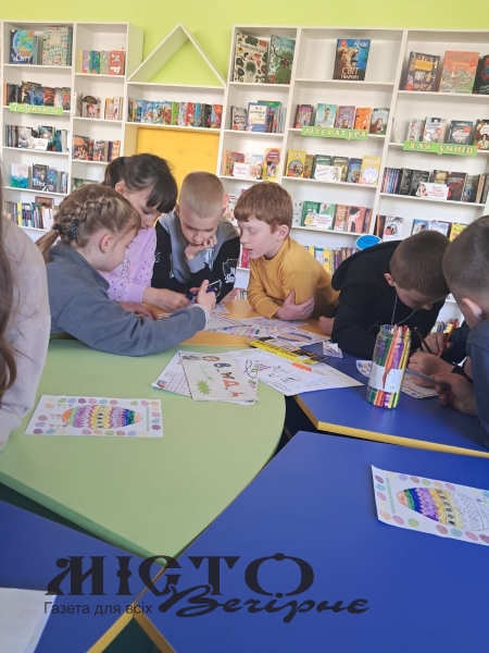 У Локачинській бібліотеці провели екскурсію для першачків 