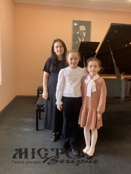 Учениці Дитячої музичної школи у Локачах здобули призові місця в обласному конкурсі 