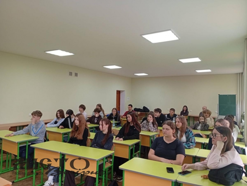 Права та відповідальність: для учнів Локачинського ліцею провель інформаційний захід 