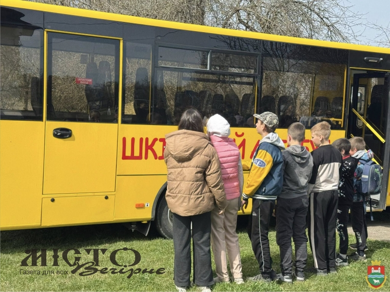 Затурцівська громада отримала новий шкільний автобус: підвіз дітей забезпечуватимуть до двох закладів 