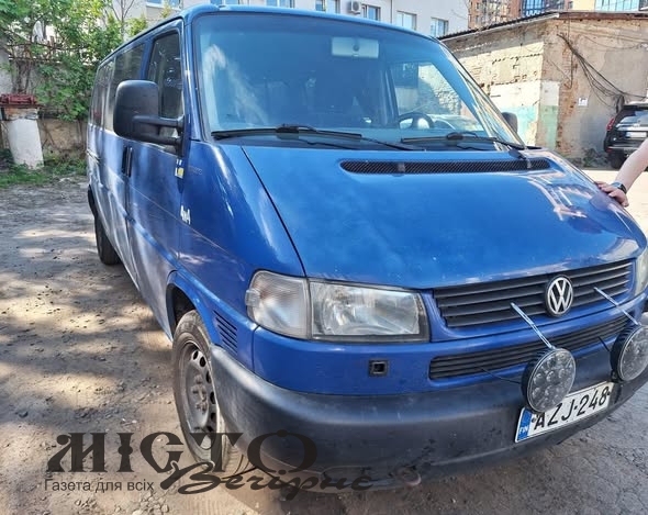 Волинські прикордонники отримали автомобіль від волонтерів із Фінляндії 