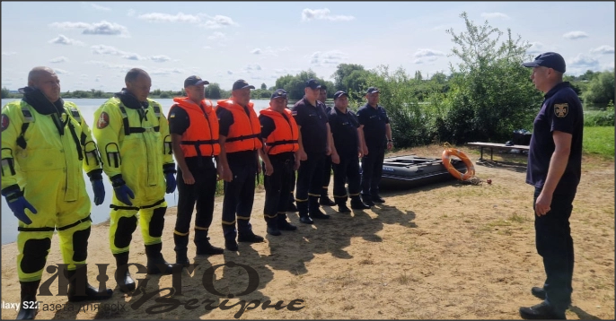 На ставку селища Локачі рятувальники вивчали тактику проведення рятувальних робіт 