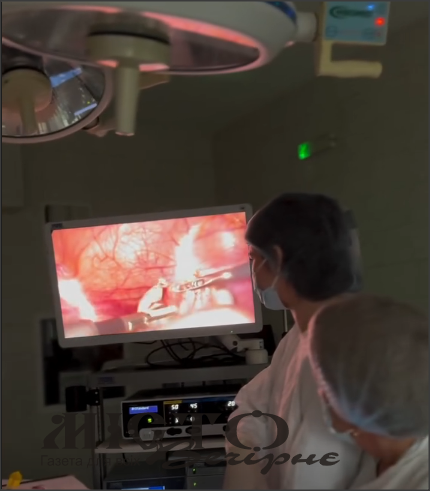 У Нововолинській центральній міській лікарні успішно видалили велику кісту 16-річній дівчині 