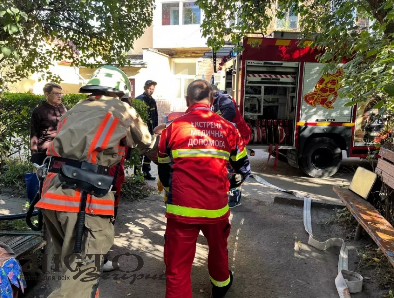 У Нововолинську врятували чоловіка із задимленої квартири 