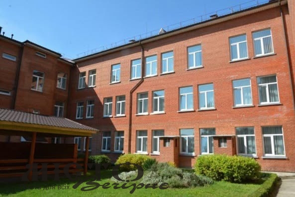Ярослав Матвійчук закликав профінансувати з обласного бюджету ремонт укриття у Володимирській спеціальній школі 