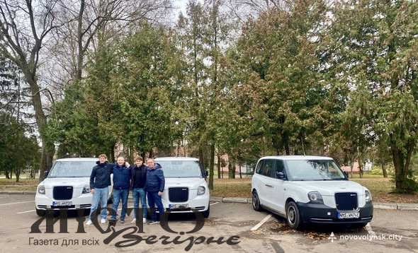 Нововолинськ отримав три спеціалізовані авто від міста-партнера Ноймюнстер 