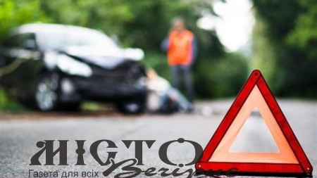 У Нововолинську авто збило чоловіка, він у лікарні 