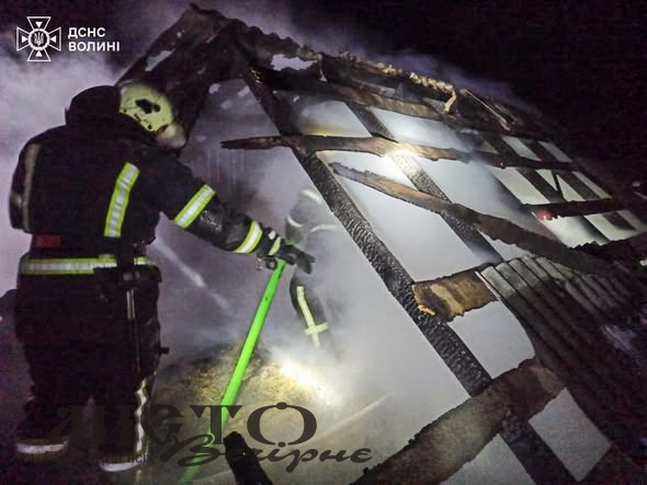 У Зимнівській громаді горіла господарська споруда 