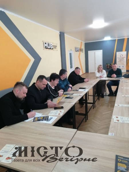 Ветеранам Локачинщини презентували проєкт правової допомоги «СОВА» 