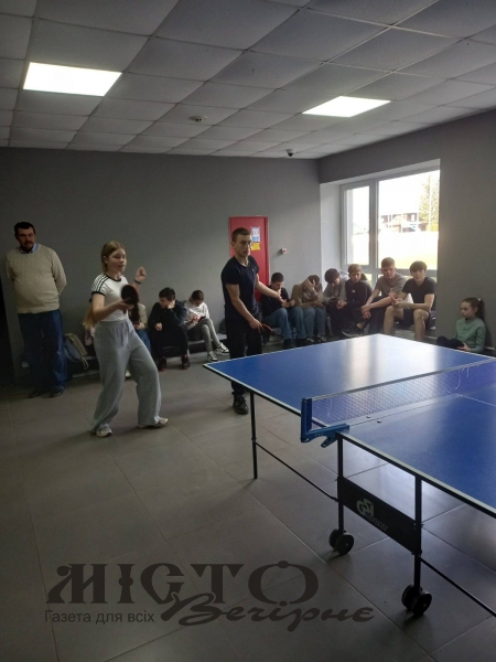 Команда Локачинської громади зайняла перше місце у змаганнях із настільного тенісу 