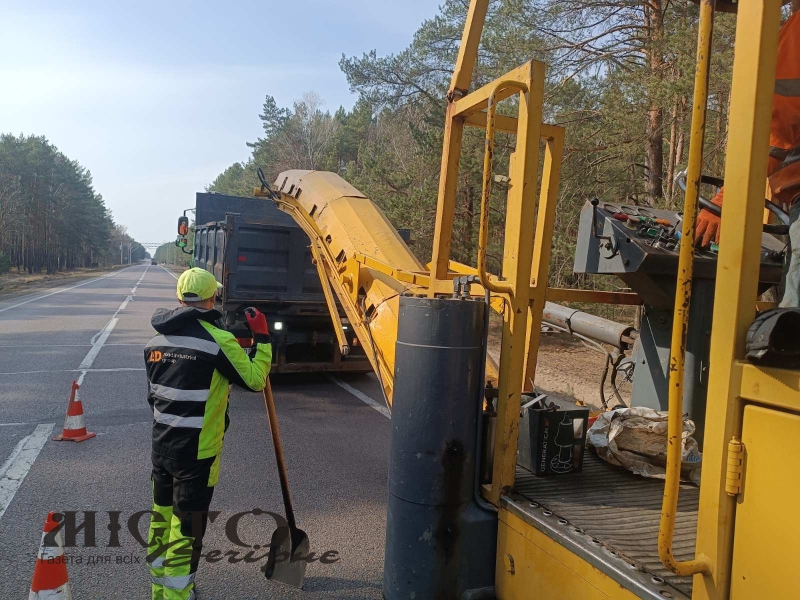 На дорогах Волині ліквідували понад 72 тисячі квадратних метрів ямковості 