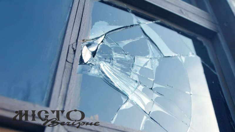 Скандал у Благодатному: за прогули та витівки сина-порушника судили його батька 