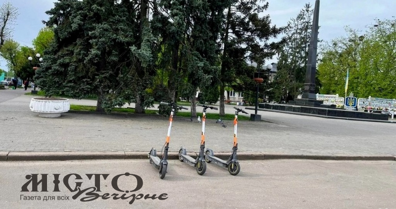 У Володимирі підписали меморандум із підприємцями, які займаються прокатом електросамокатів, щоб врегулювати діяльність 