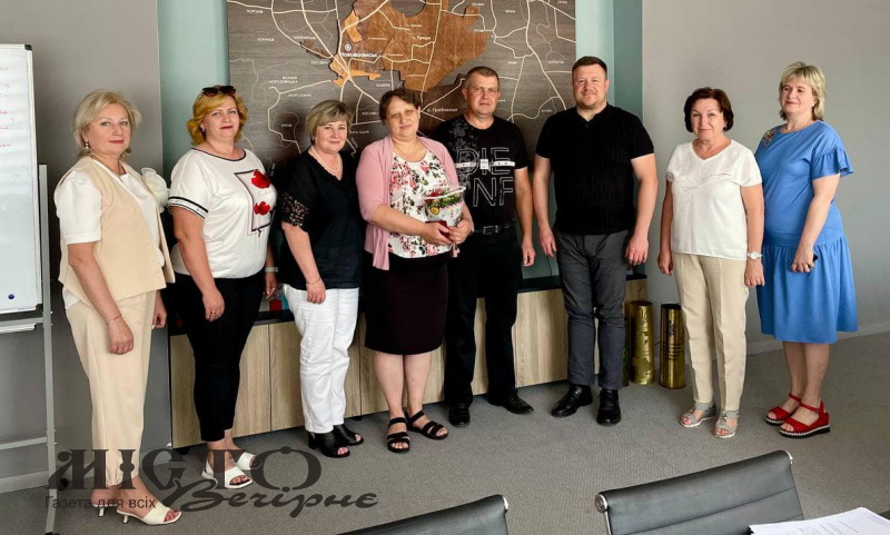 Шістьом мешканкам Нововолинської громади вручили нагороди «Мати-героїня» 