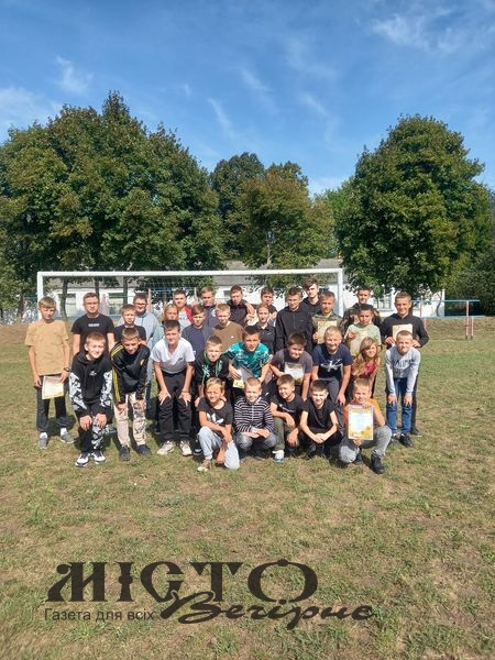 У ліцеї Локачинської громади проходив олімпійський тиждень «Україна єднає серця» 