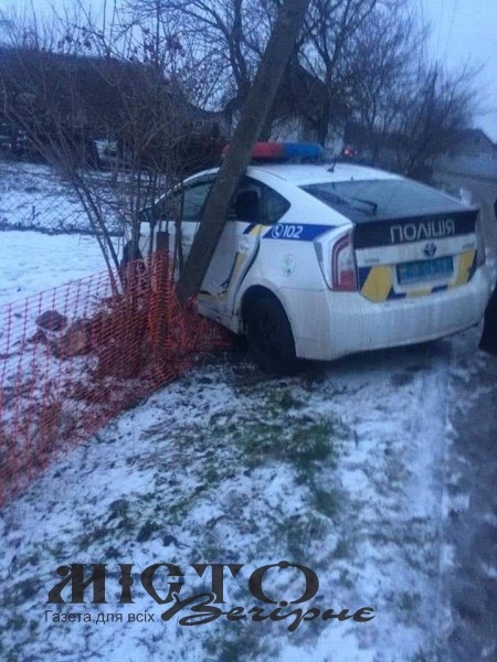 ДТП за участю авто поліції неподалік Володимира-Волинського. Проведуть службове розслідування. 