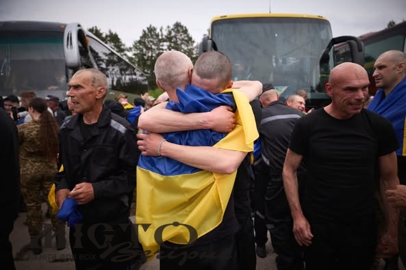 Три мешканця Володимирського району повернулися з полону під час третього дня обміну 1000 на 1000 