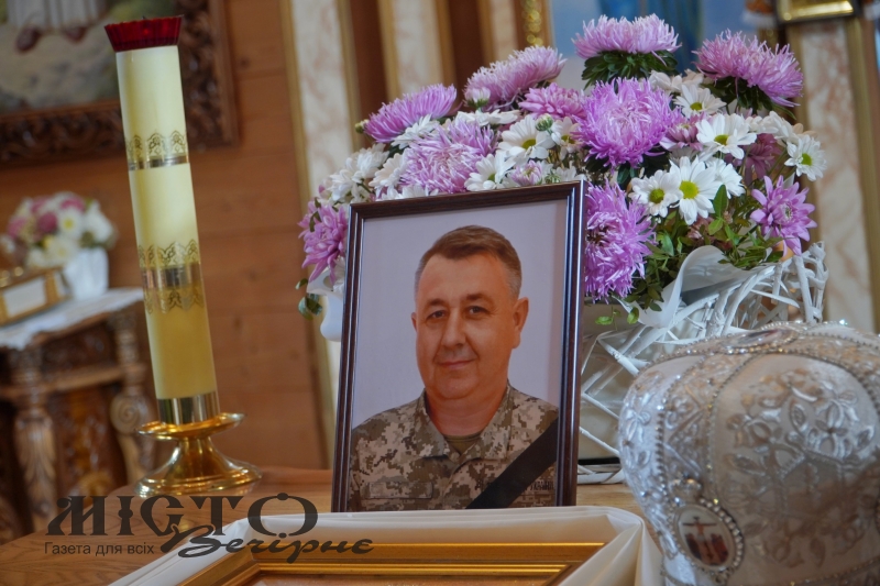 Володимирська громада провела в останню дорогу загиблого Героя Віктора Барщевського 