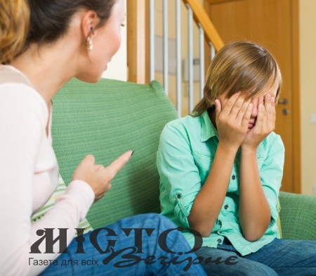 У Нововолинську мати насварила сина-підлітка, який прогуляв школу, а він заявив на неї у поліцію 