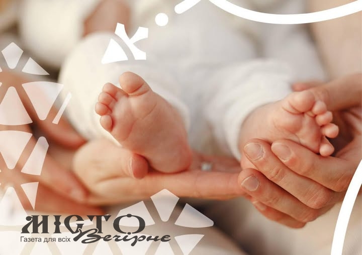 Перші немовлята 2026 року у Нововолинську отримають подарунки 
