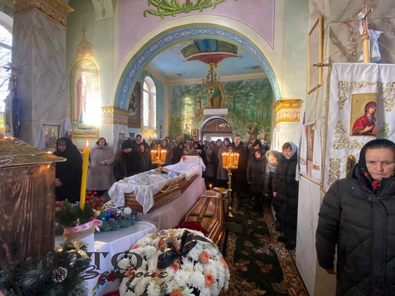 У селі Бубнів відбувся похорон настоятеля протоієрея Богдана Старовського 
