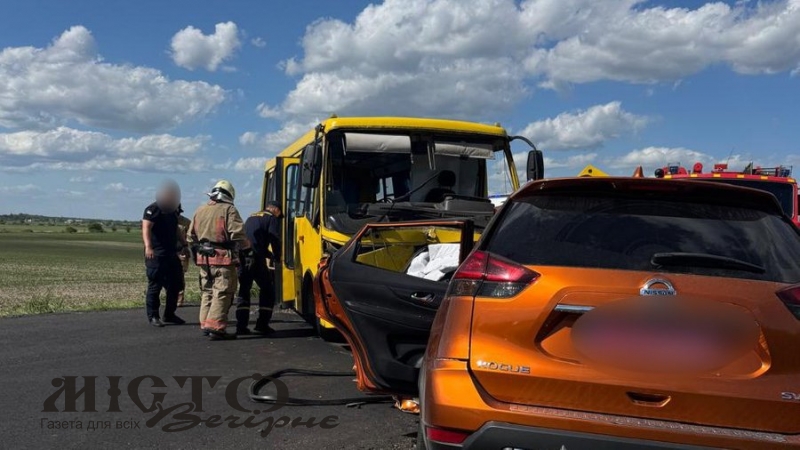 Діти їхали з екскурсії: деталі смертельної ДТП за участю шкільного автобуса на Волині - новини Володимир-Водинського Діти їхали з екскурсії: деталі смертельної ДТП за участю шкільного автобуса на Волині