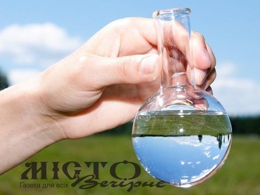 У Нововолинську та Володимирі перівірили якість питної води 