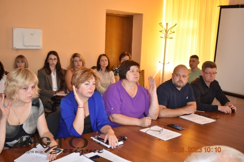 В Іваничах відбулось чергове засідання виконавчого комітету 