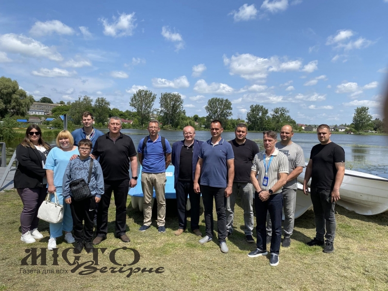 На березі Локачинського ставка облаштували відпочинкову зону 